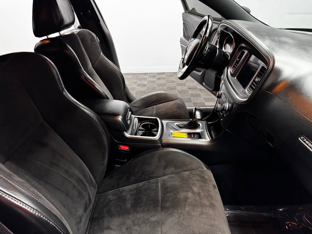 Used 2020 Dodge Charger R/T w/ Plus Group RWD image 55
