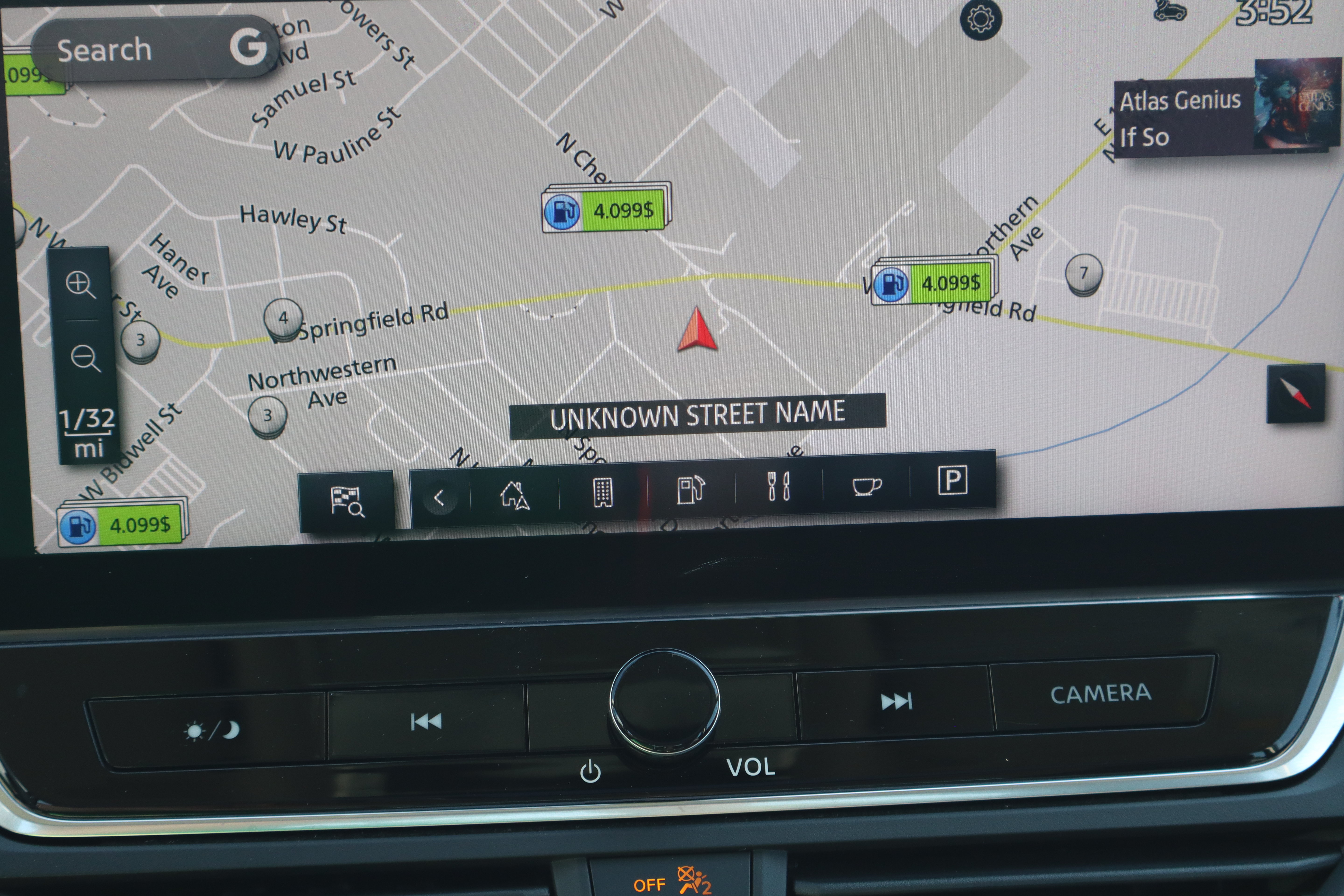 Used 2023 Nissan Altima 2.0 SR FWD image 21