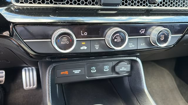 Used 2025 Honda Civic Sport image 18