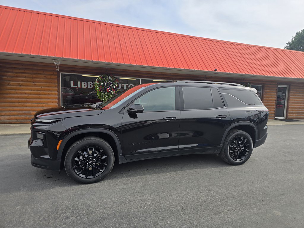 Used 2025 Chevrolet Traverse LT w/ Midnight/Sport Edition