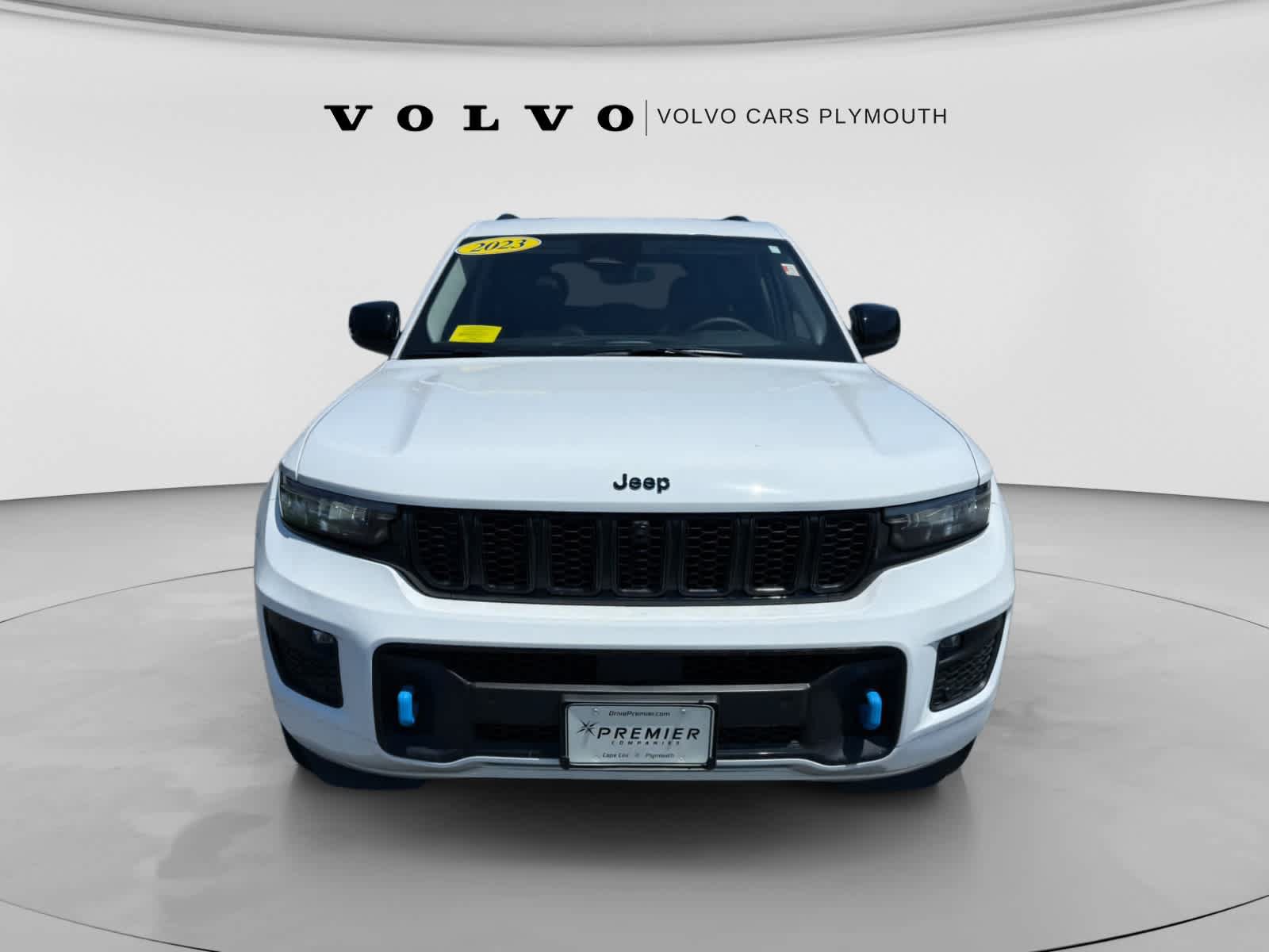 Used 2023 Jeep Grand Cherokee 30th Anniversary AWD/4WD image 2