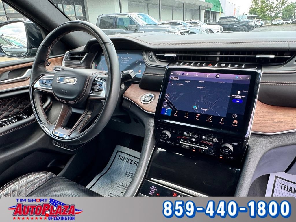 Used 2021 Jeep Grand Cherokee L Summit w/ Luxury Tech Group V AWD/4WD image 54