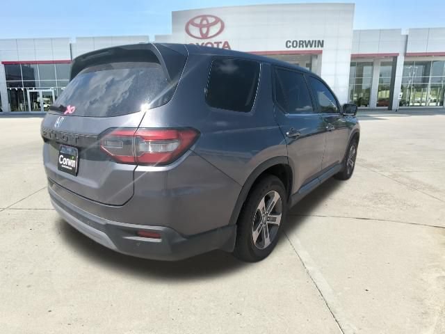 Used 2025 Honda Pilot EX-L image 36