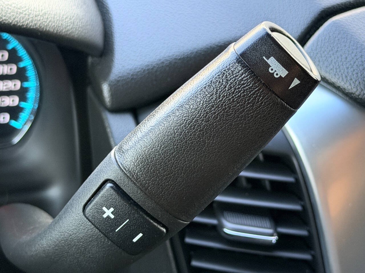 Used 2016 Chevrolet Suburban LTZ AWD/4WD image 41
