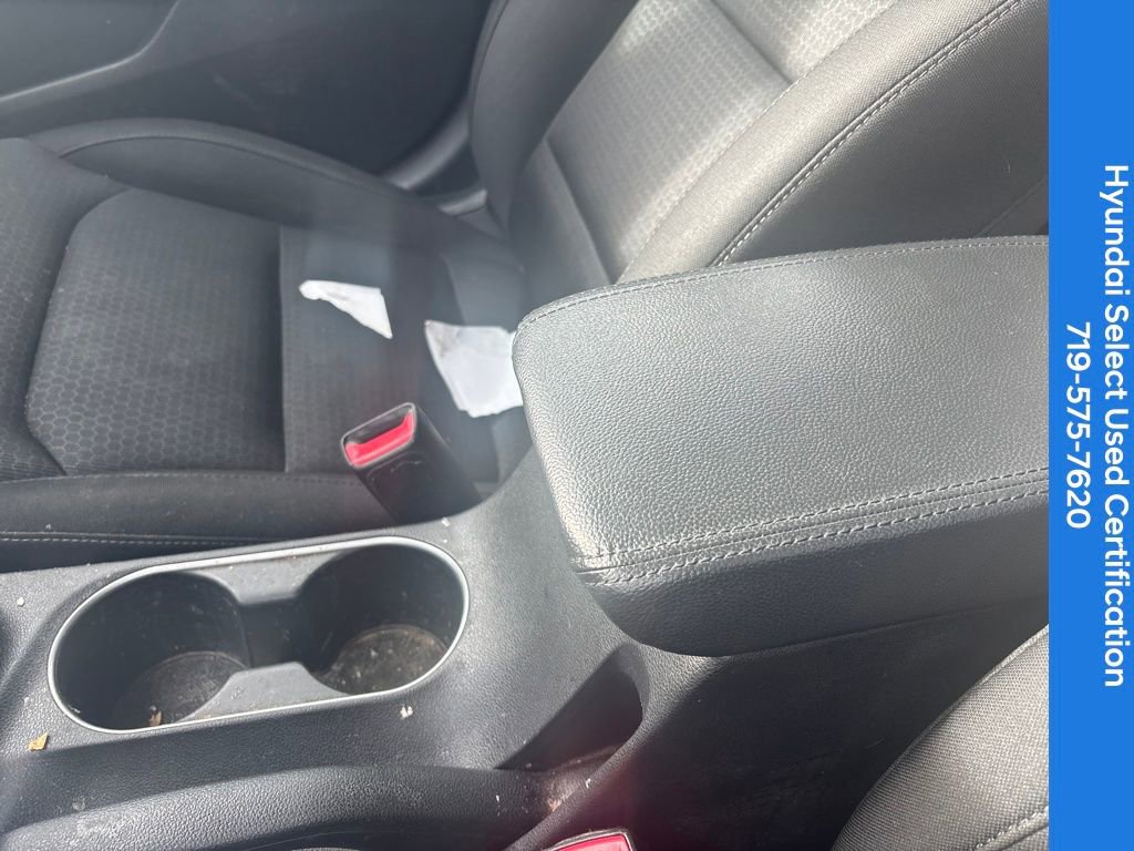 Used 2017 Hyundai Elantra Value Edition w/ Cargo Package image 27