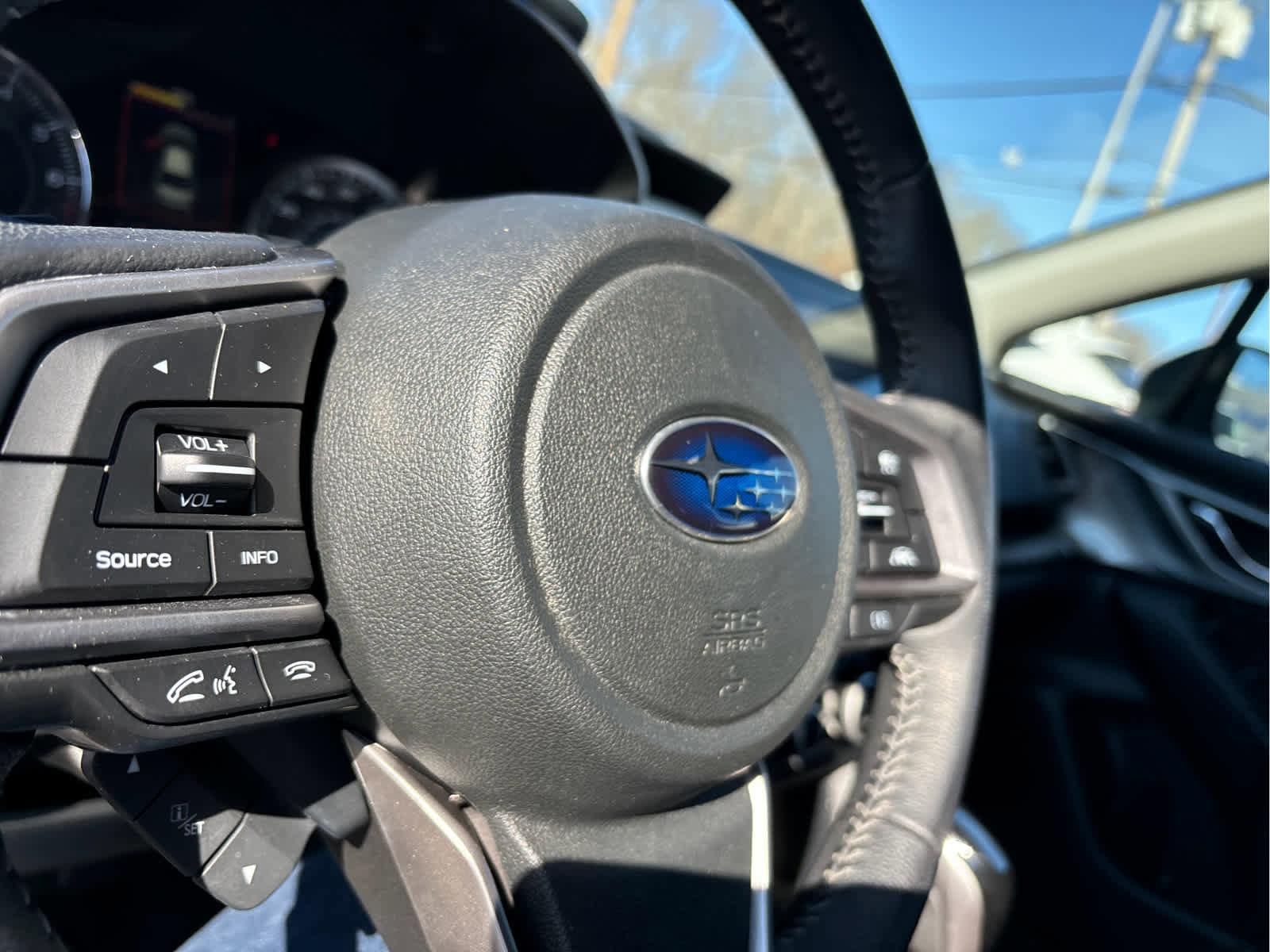 Used 2022 Subaru Impreza 2.0i Limited image 11