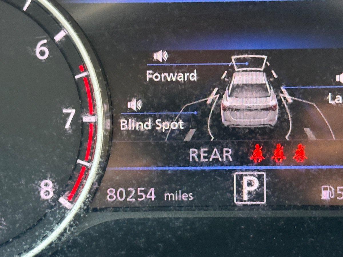 Used 2020 Nissan Sentra SV w/ Trunk Package FWD image 24