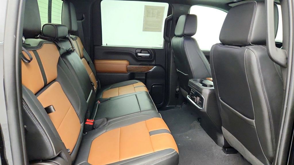 Used 2023 Chevrolet Silverado 2500 High Country image 24