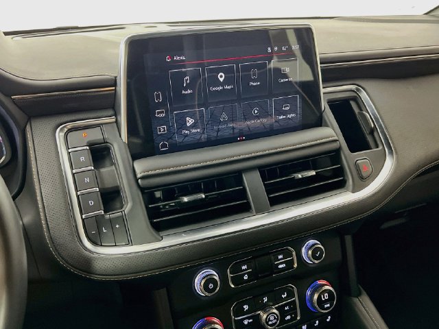 Used 2023 GMC Yukon AT4 w/ AT4 Premium Package AWD/4WD image 17