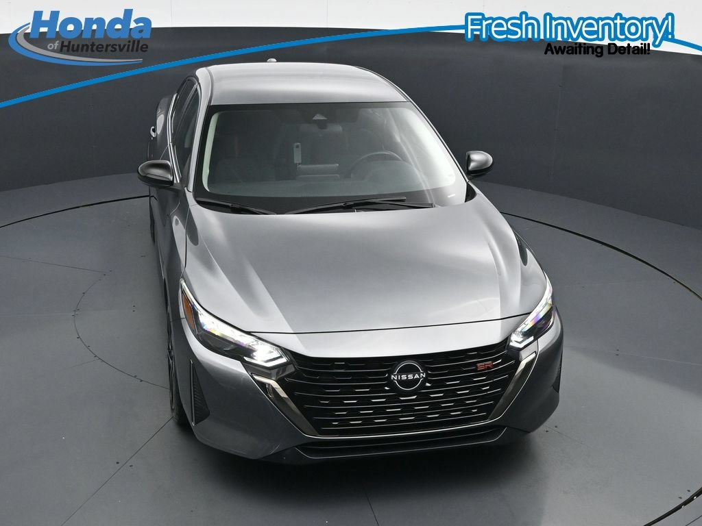 Used 2025 Nissan Sentra SR FWD image 28