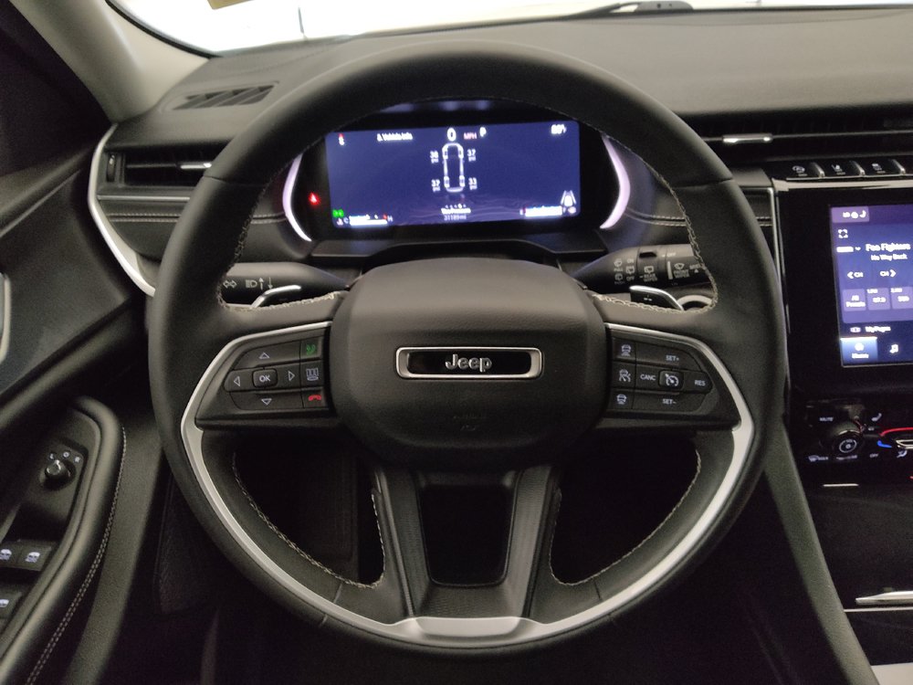 Used 2023 Jeep Grand Cherokee L Laredo w/ Luxury Tech Group I RWD image 22