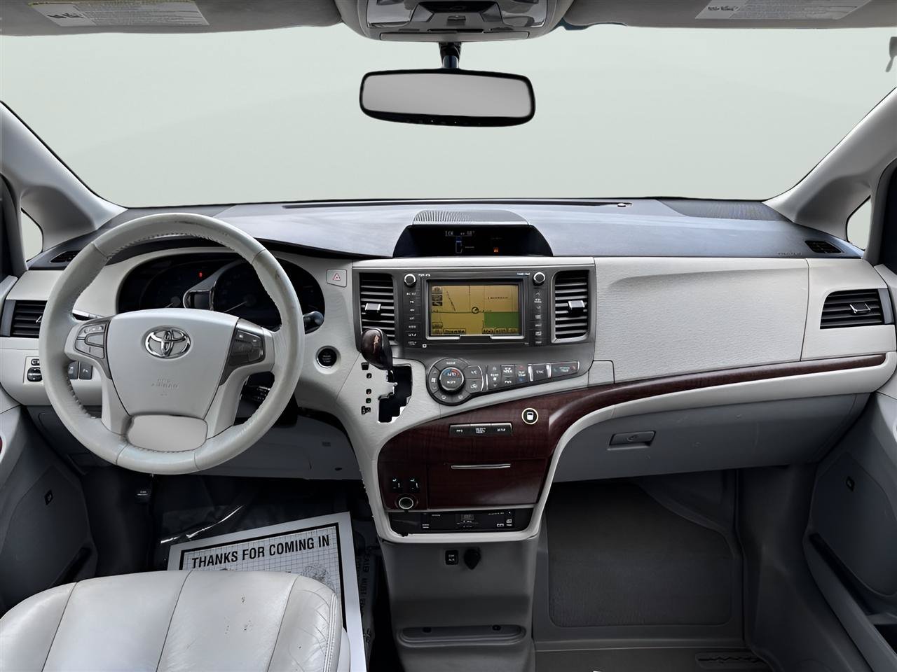 Used 2011 Toyota Sienna XLE w/ Premium Pkg FWD image 16