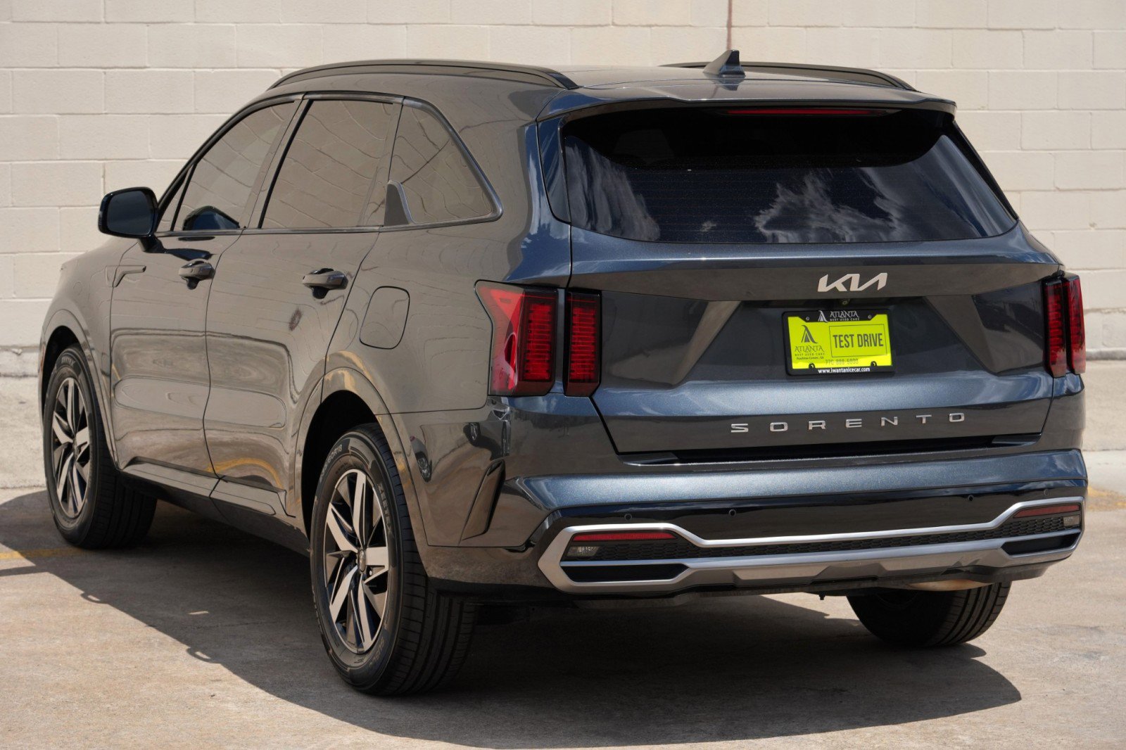 Used 2022 Kia Sorento S w/ Panoramic Sunroof Package FWD image 48