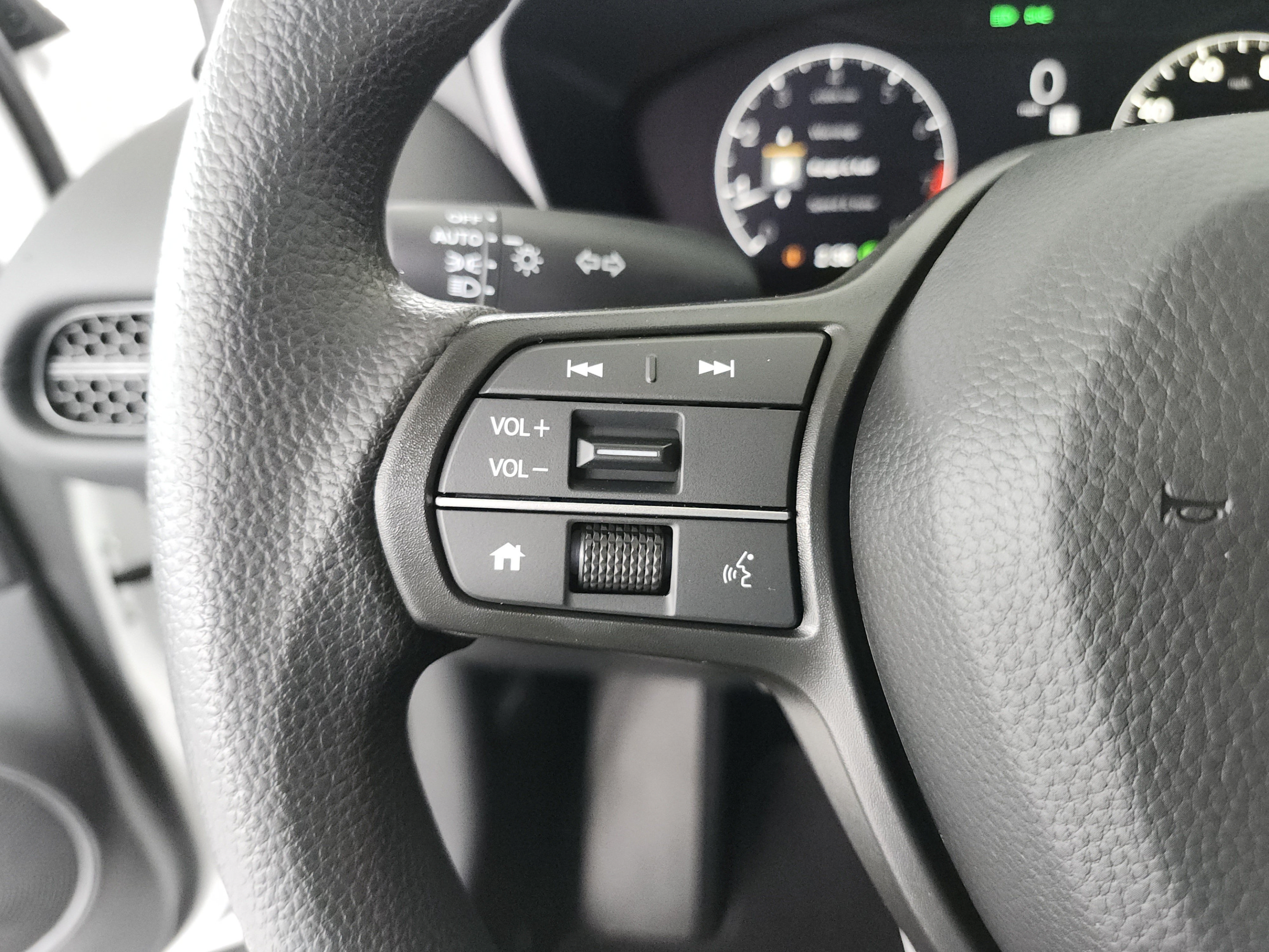 New 2027 Honda HR-V LX image 14