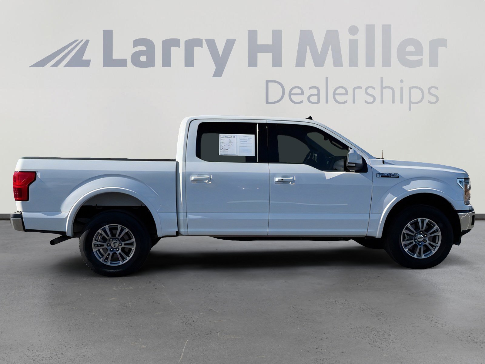 Used 2019 Ford F150 Lariat w/ Equipment Group 501A Mid image 7