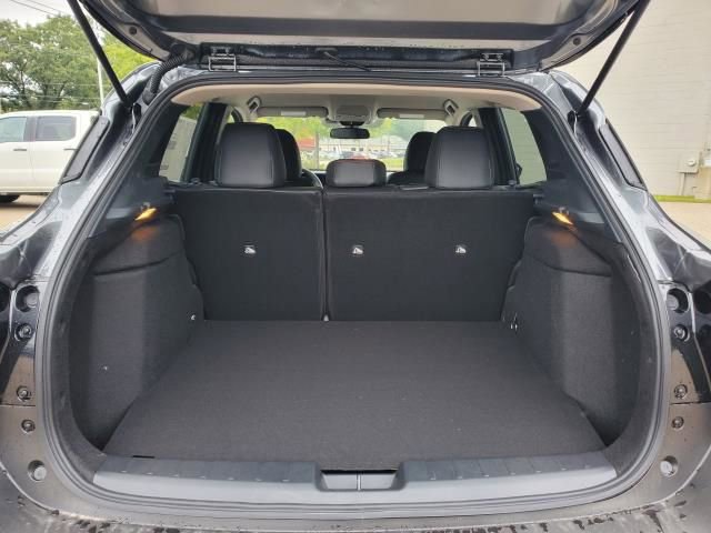 New 2026 Nissan Kicks SR w/ Cold Weather Package image 15