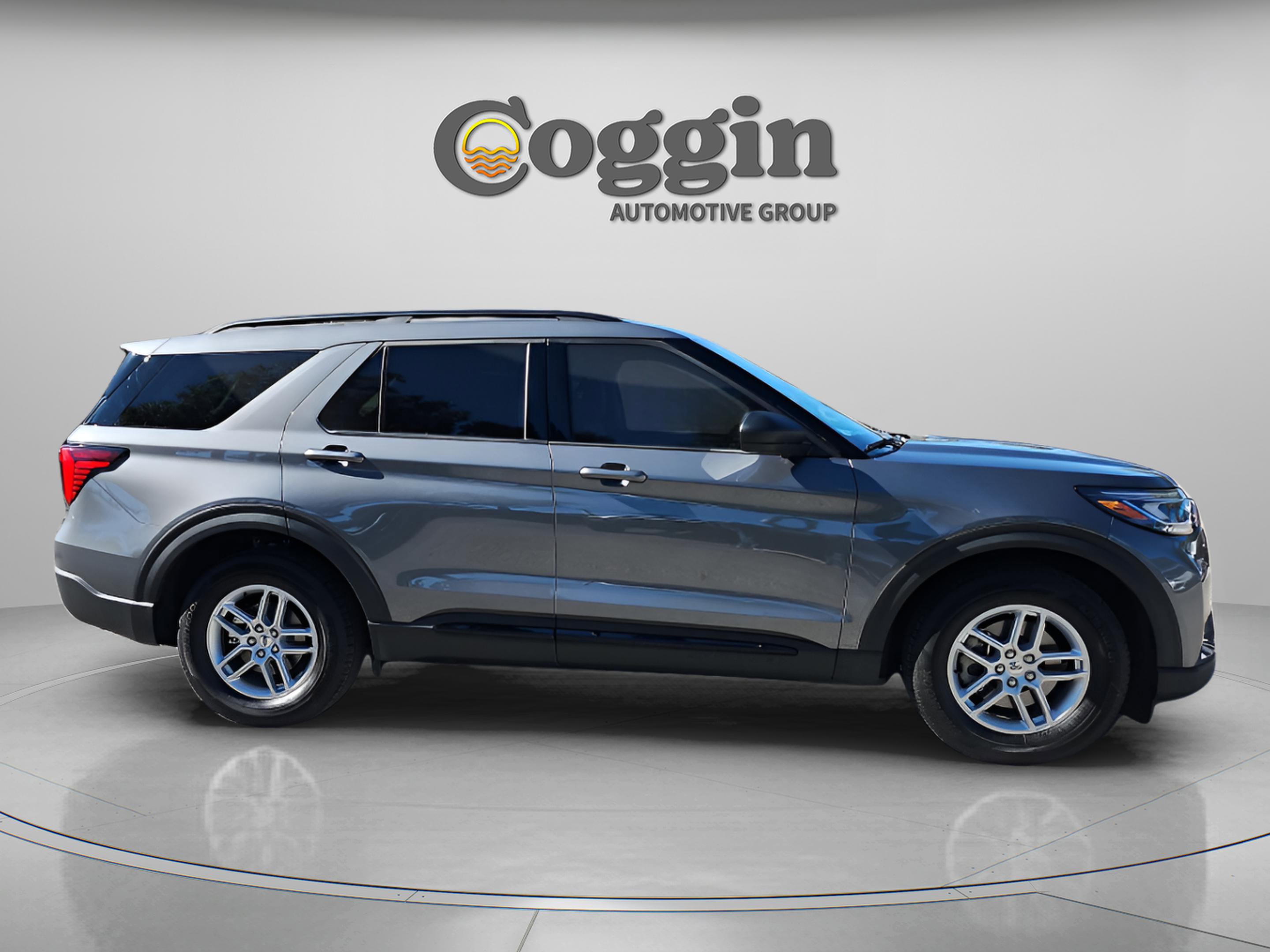 New 2026 Ford Explorer Active w/ Active Comfort Package image 7