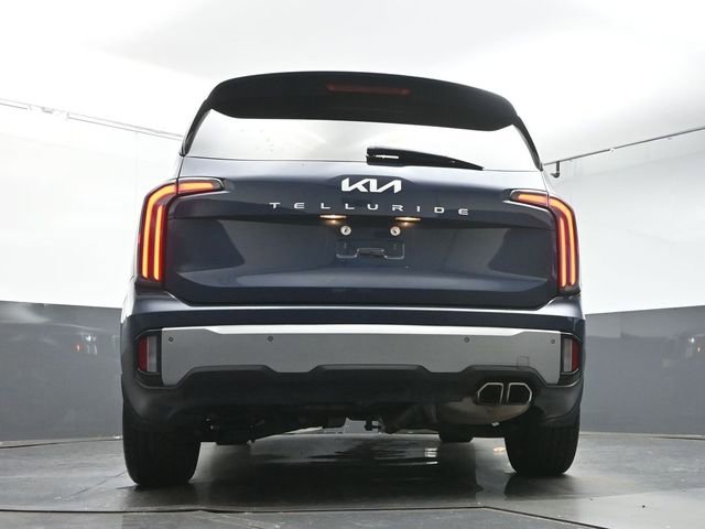 Used 2023 Kia Telluride EX image 39
