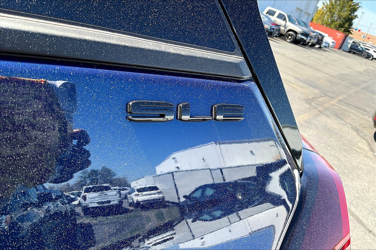 Used 2022 GMC Terrain SLE w/ Driver Convenience Package FWD image 15