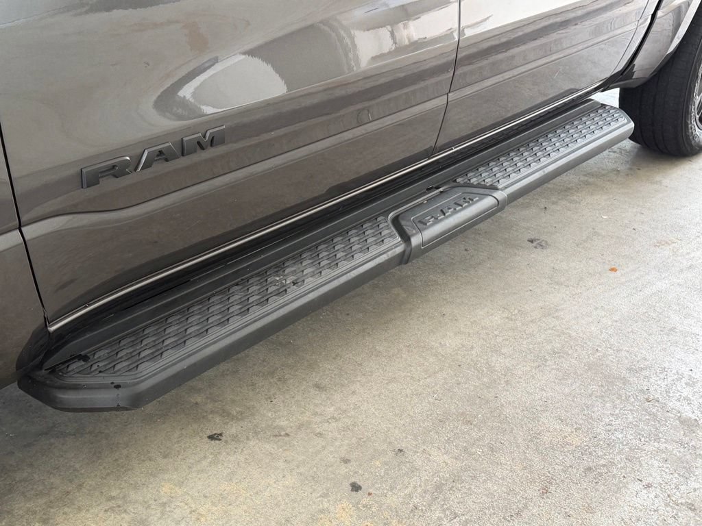 Used 2023 RAM 1500 Big Horn RWD image 17
