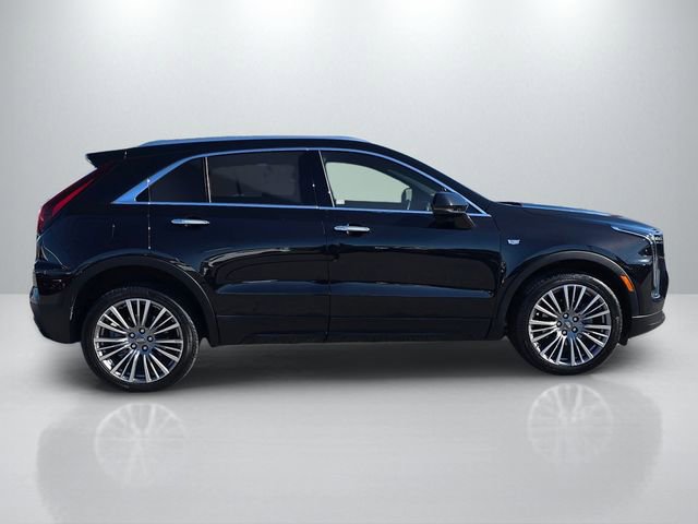 Used 2024 Cadillac XT4 Premium Luxury image 4