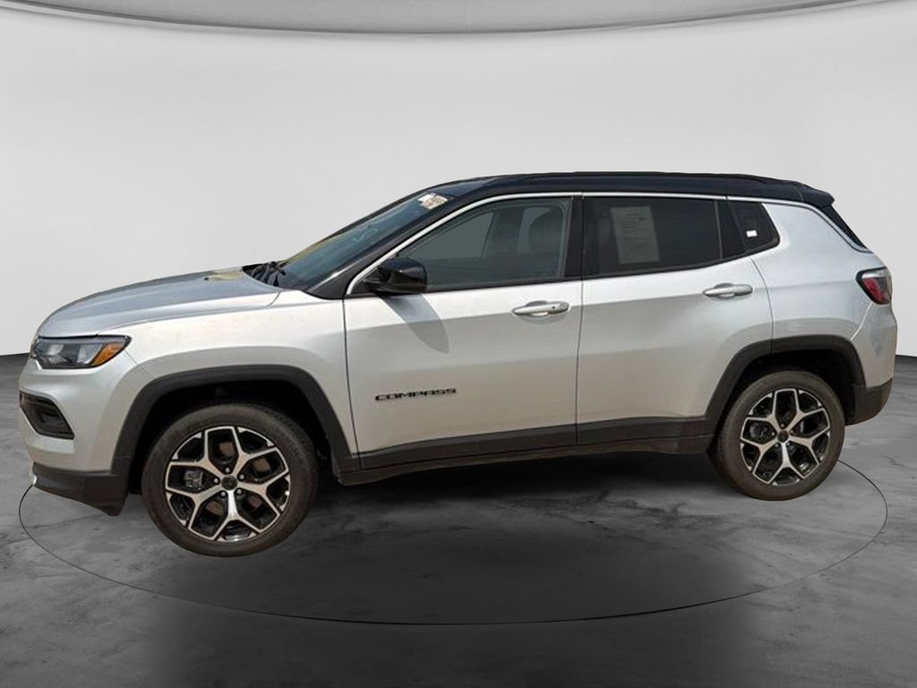 Used 2025 Jeep Compass Limited AWD/4WD image 6