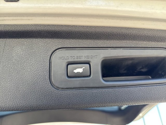 Used 2022 Honda Odyssey Elite image 11