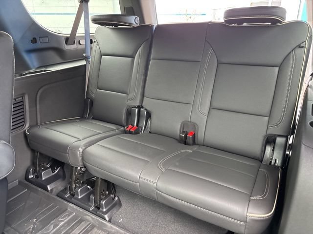 New 2026 Chevrolet Suburban Premier w/ Sun And Tow Package AWD/4WD image 37