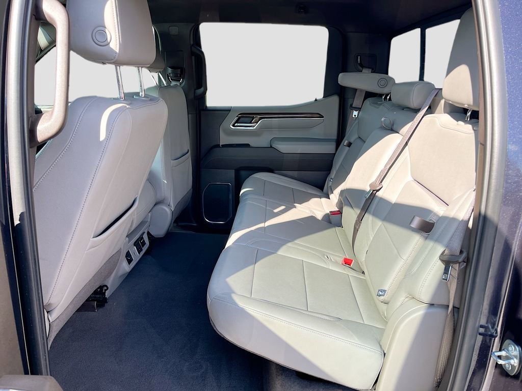 Used 2024 Chevrolet Silverado 1500 LT w/ Z71 Off-Road Package image 25