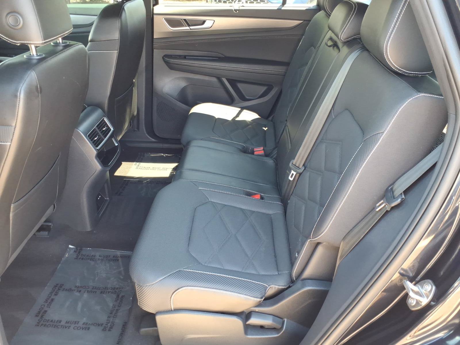 Certified 2024 Volkswagen Atlas Cross Sport SE AWD/4WD image 23