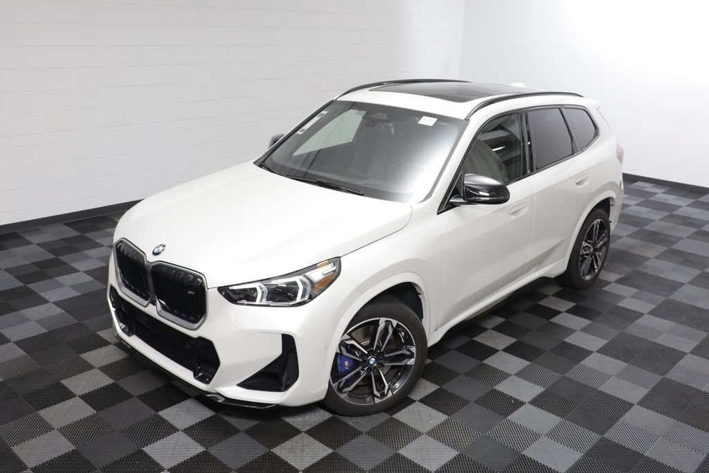 Used 2025 BMW X1 M35i AWD/4WD image 2