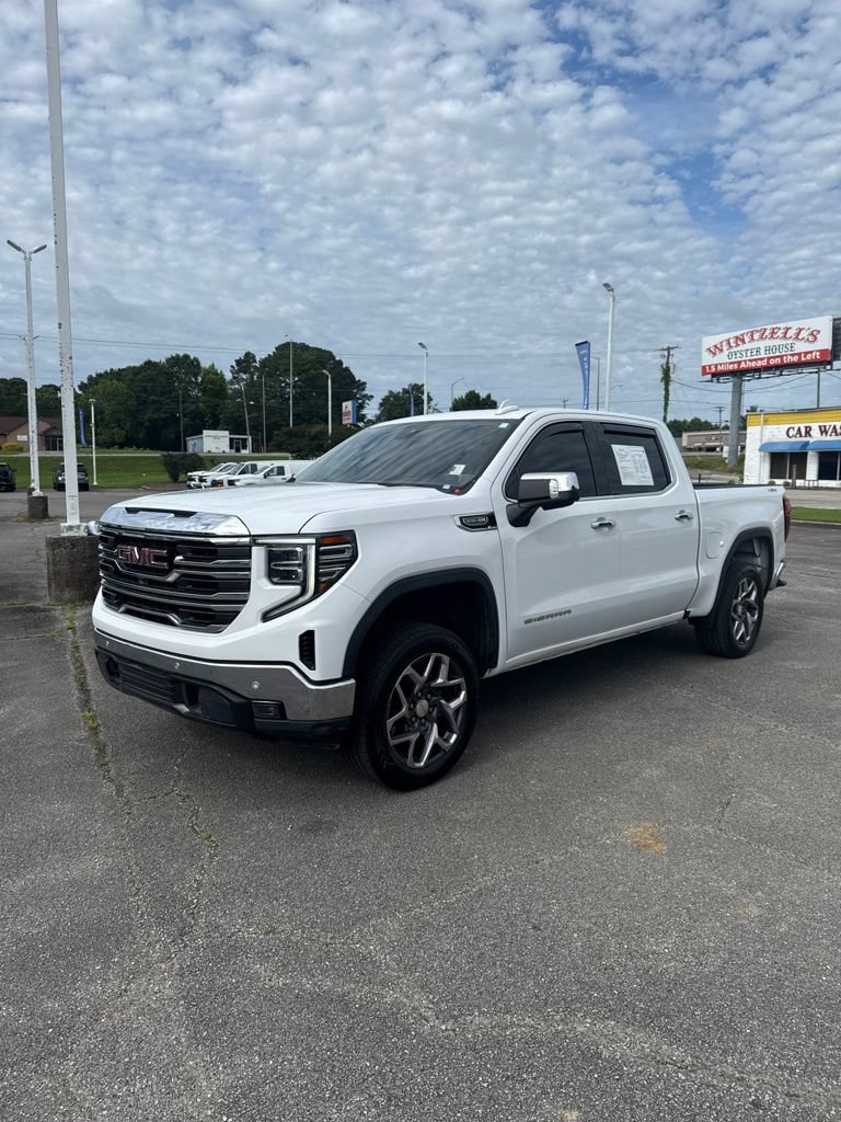 Used 2022 GMC Sierra 1500 SLT w/ SLT Premium Plus Package AWD/4WD image 2