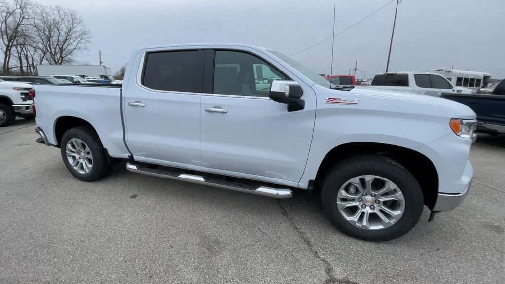 New 2026 Chevrolet Silverado 1500 LTZ w/ LTZ Premium Package image 3