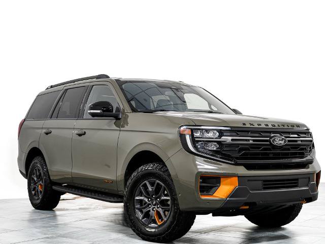 Certified 2025 Ford Expedition Tremor AWD/4WD image 1