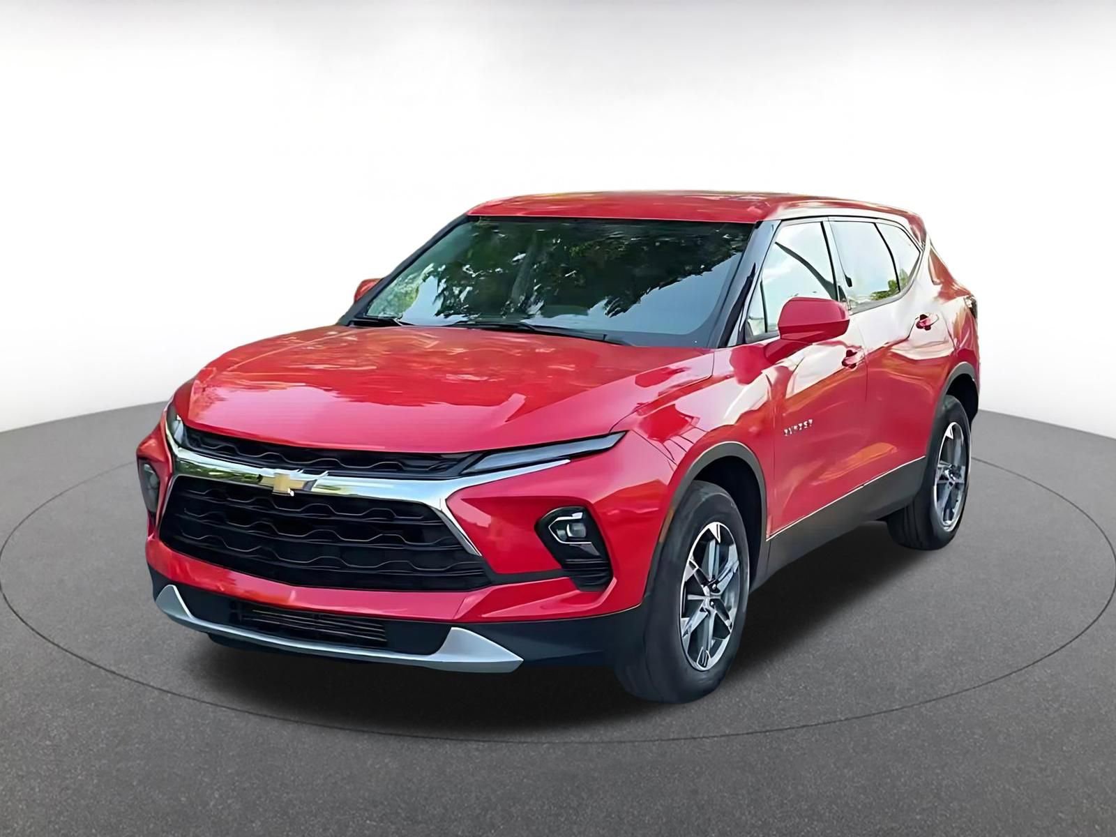 Used 2025 Chevrolet Blazer LT image 7