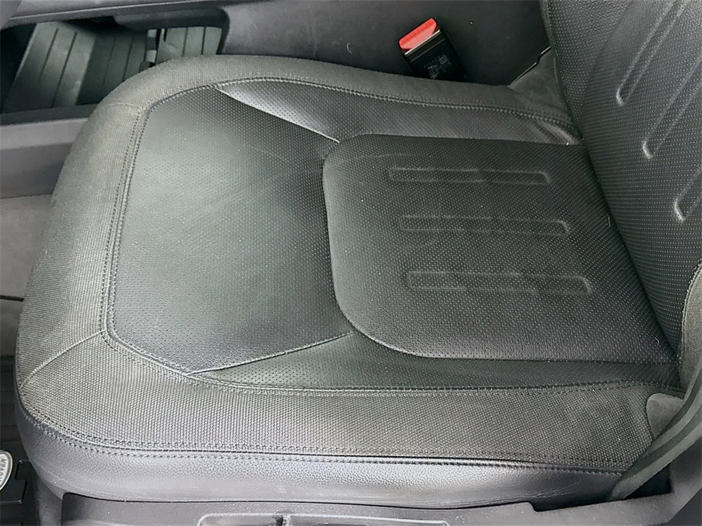 Certified 2020 Land Rover Defender 110 S image 17