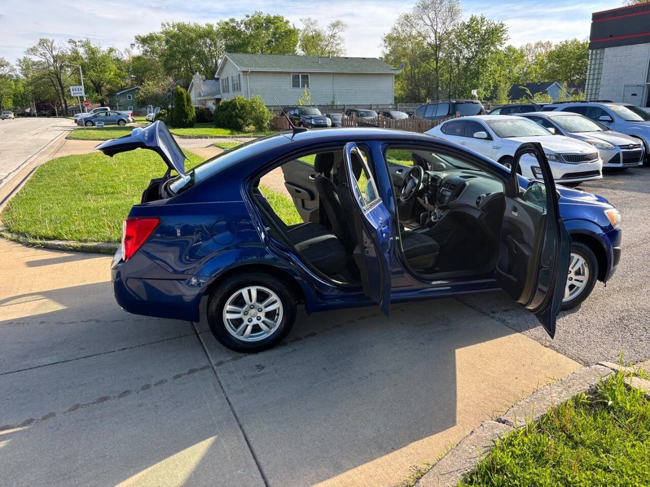 Used 2013 Chevrolet Sonic LT FWD image 15