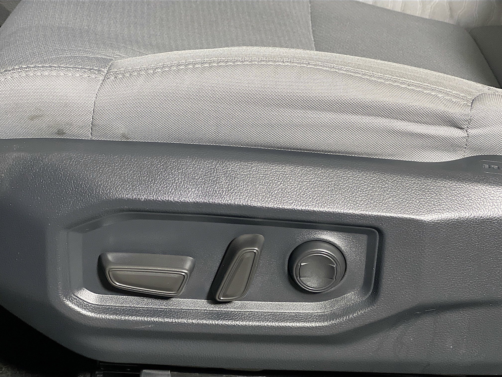 Used 2025 Toyota Tundra SR5 w/ SR5 Convenience Package image 15