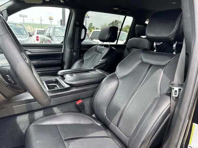 Used 2024 Jeep Wagoneer Series II w/ Flexible Seating Group RWD image 20