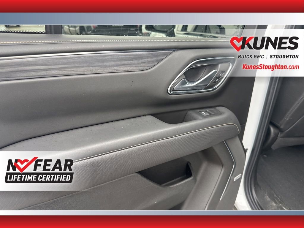 Used 2023 GMC Yukon SLT image 31