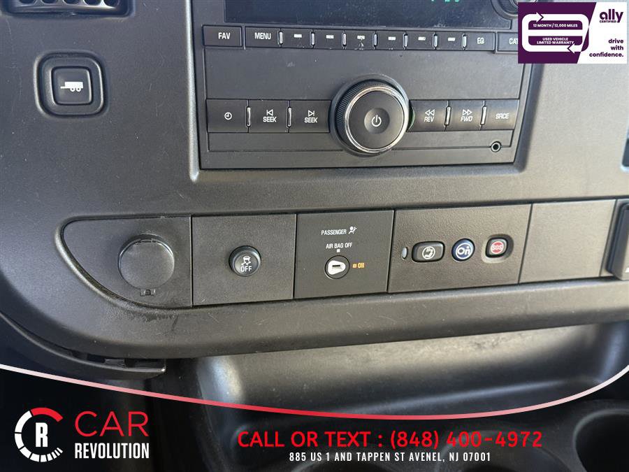 Used 2019 Chevrolet Express 3500 LS RWD image 16