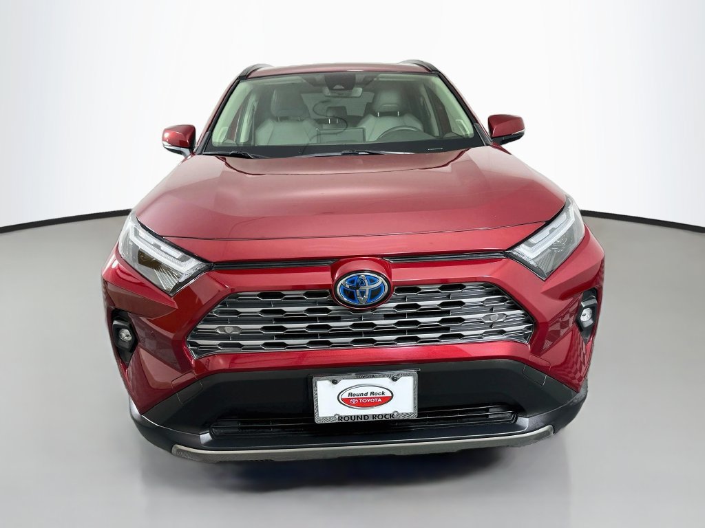 Used 2022 Toyota RAV4 Limited AWD/4WD image 2
