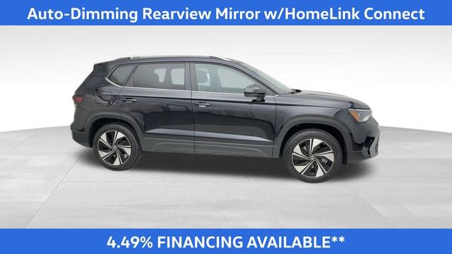 Used 2025 Volkswagen Taos SE image 11