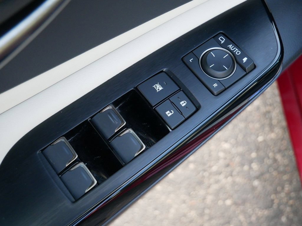 Certified 2025 Lexus ES 300h Ultra Luxury w/ Accessory Package (Z2) FWD image 15