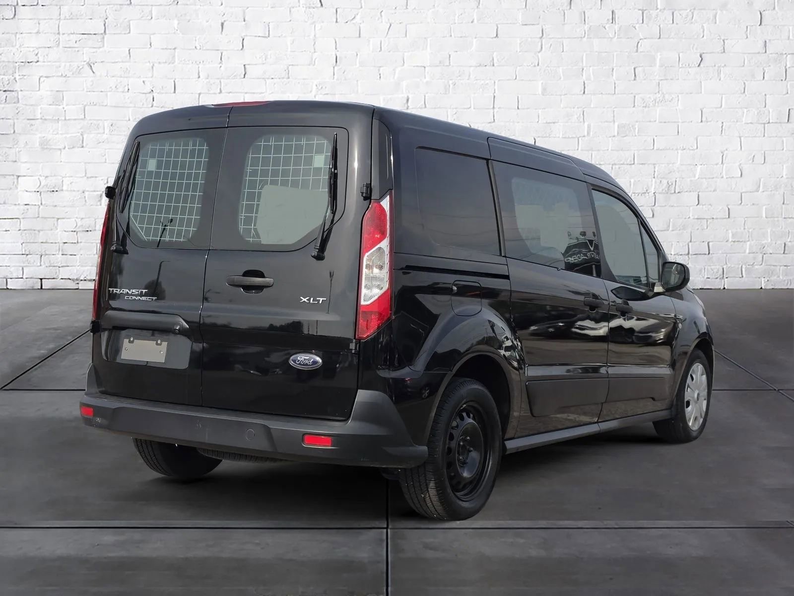 Used 2021 Ford Transit Connect XLT image 3
