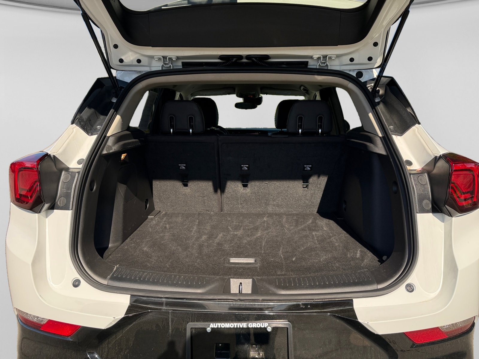 Used 2024 Buick Encore GX Sport Touring w/ Comfort Package image 19