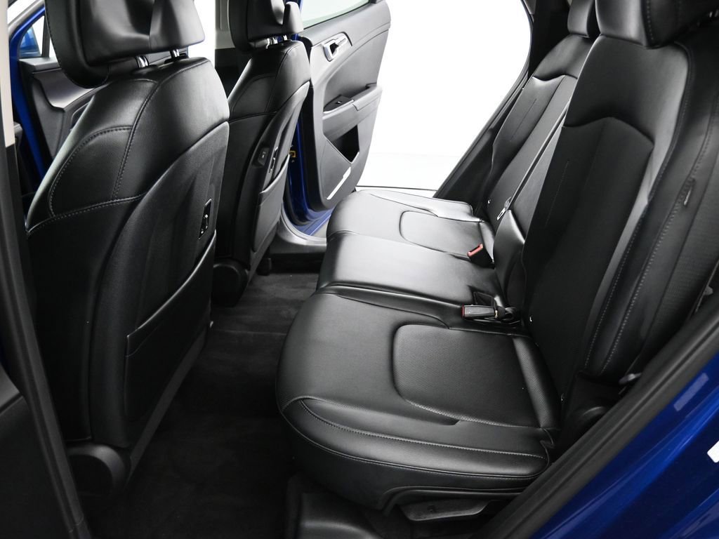 Certified 2024 Kia Sportage EX FWD image 12