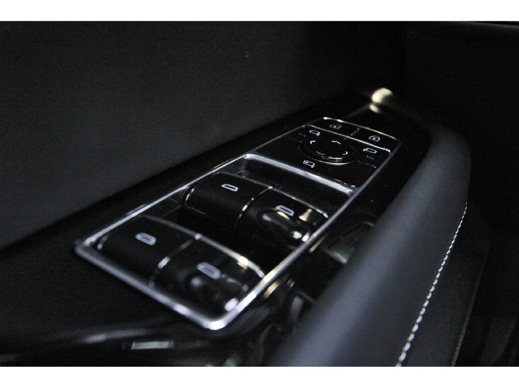New 2027 Cadillac Vistiq Luxury AWD/4WD image 16