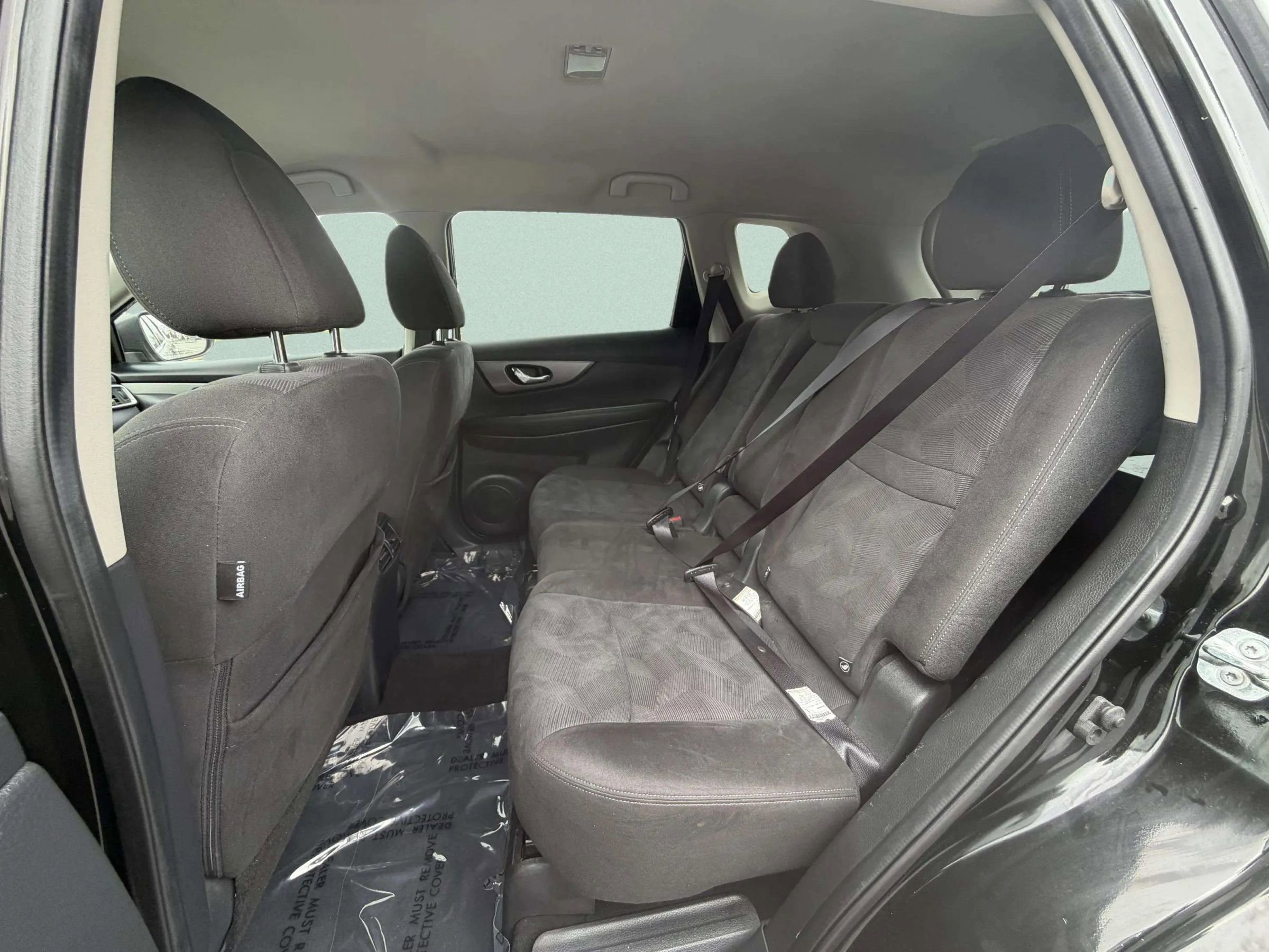 Used 2015 Nissan Rogue SV AWD/4WD image 19
