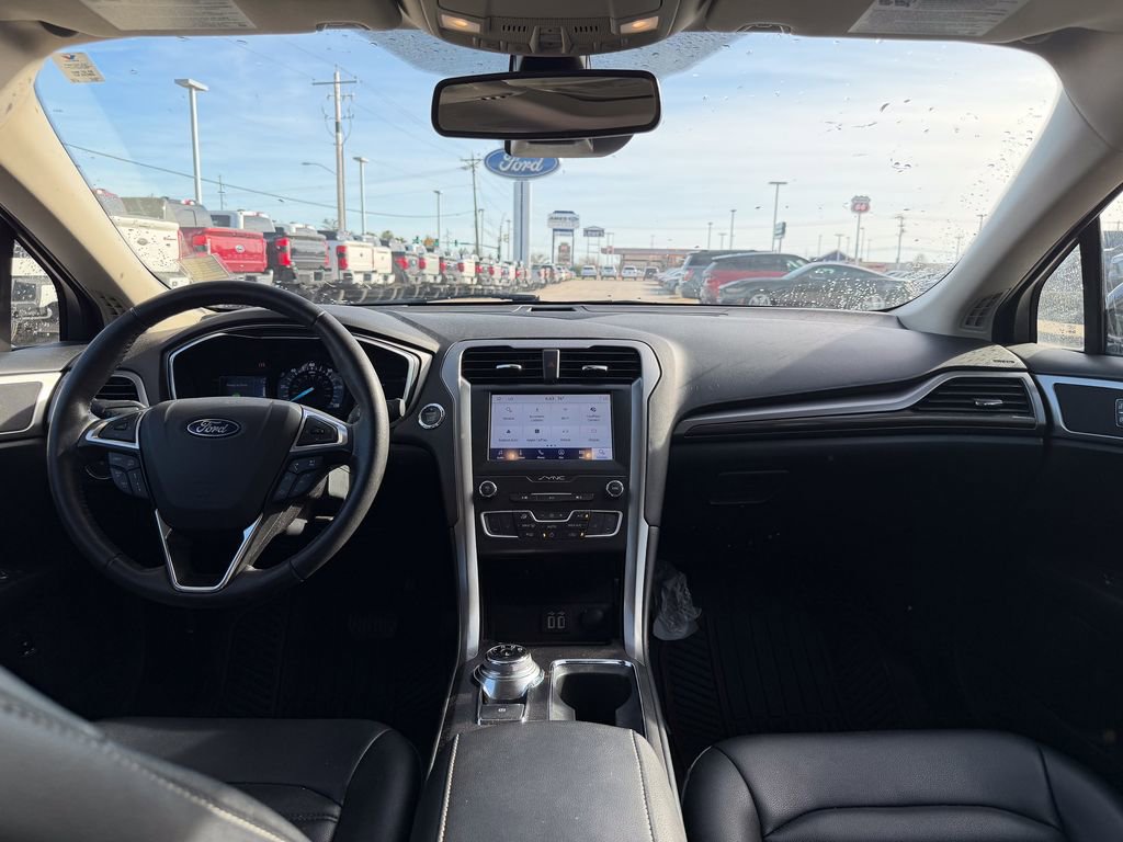 Certified 2020 Ford Fusion SEL image 28